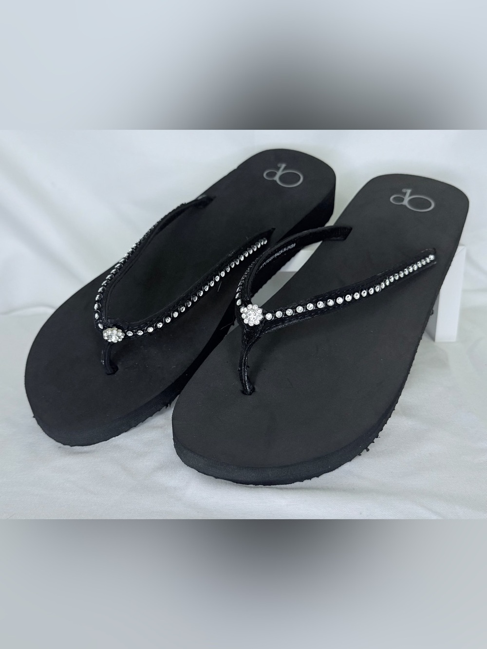 OP Black Rhinestone Strap Flip Sandals New Never Worn
